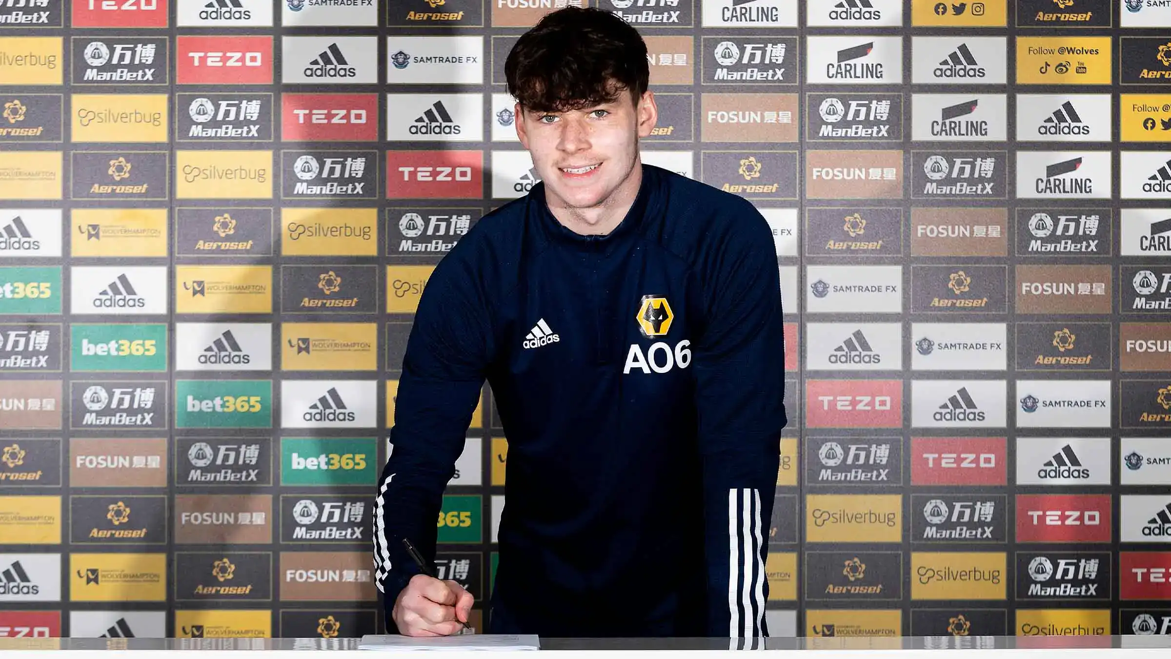 Wolves could save millions on a Pedro Neto replacement by unleashing "talented" academy gem